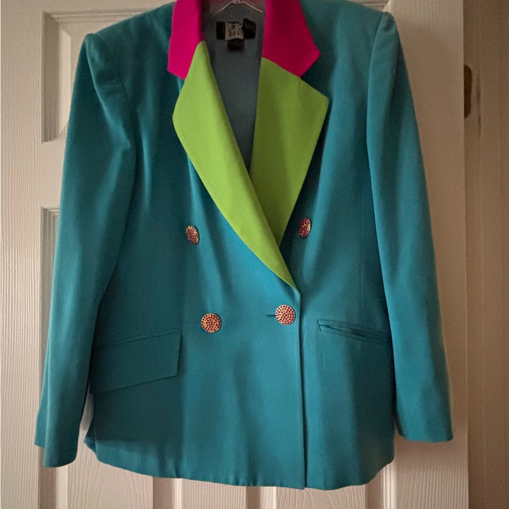 Premier Vibrant Blazer with Bold Accents
